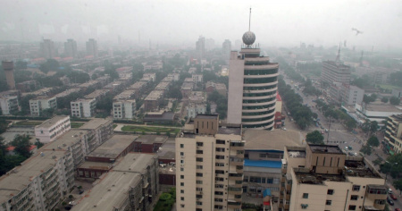 Trema la terra a Tangshan