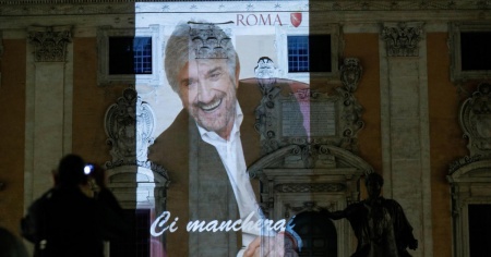 La figlia di Gigi Proietti: «Questo lutto è di tutti»