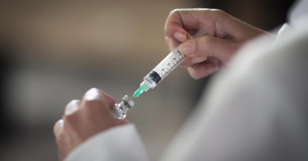 L'Oms si schiera fermamente contro la somministrazione della terza dose del vaccino anti-Covid