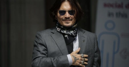 «Un'icona del cinema contemporaneo»: il doppio omaggio dei festival a Johnny Depp