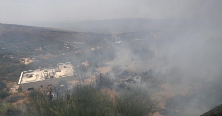 Israele replica con raid notturni agli attacchi con palloni incendiari da Gaza