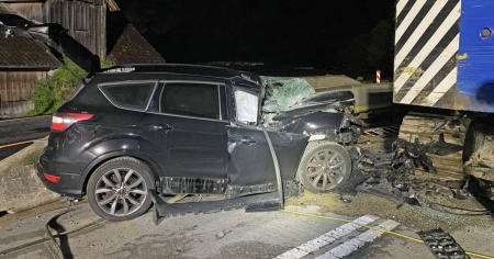 Un 35enne ha perso la vita in un incidente stradale avvenuto nelle prime ore di domenica