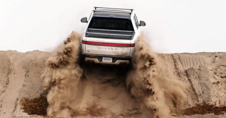 Rivian pronta a sbarcare in Europa