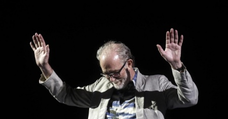 Assembramenti al concerto di Salmo, De Gregori: «Riflettere e non semplicemente condannare»