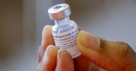 Un altro contratto con Pfizer assicura i vaccini fino al 2023