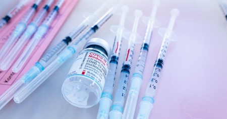 Vaccinazione, effetti indesiderati in 6'603 casi su oltre 9,7 milioni inoculazioni