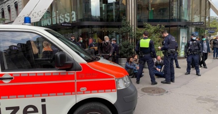Un'altra protesta per il clima bloccata sul nascere