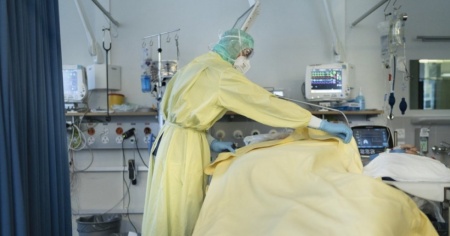 Sono 952 i nuovi positivi in Svizzera, sette i decessi
