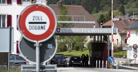 Test per i non vaccinati provenienti dalla Svizzera