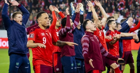 La Svizzera fa un passo avanti nel ranking Fifa, l'Italia perde due posizioni