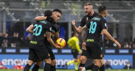 L'Inter piega il Napoli e si porta a -4 dalla vetta