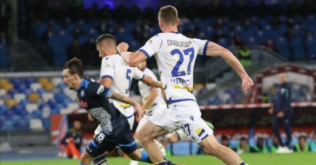 Pareggia il Napoli, vince la Lazio