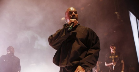 Kanye West in versione Babbo Natale