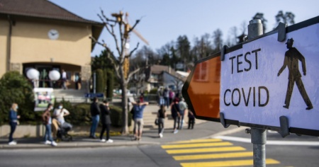 In Ticino si chiude la settimana con 266 positivi e un decesso