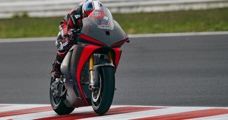 Ducati, testata a Misano la prima elettrica da corsa