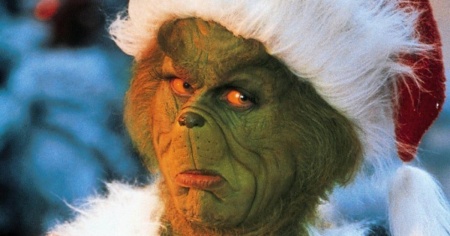Realizza una torta a forma di Grinch, Jim Carrey la elogia