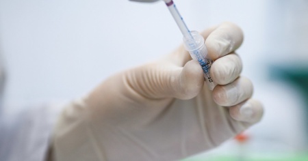 Anche in Spagna, la variante Omicron «è in rapido aumento»