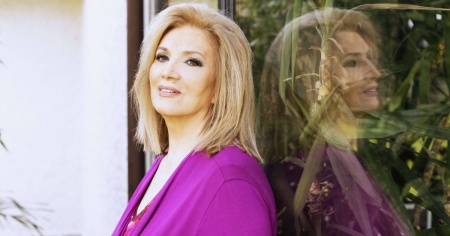 Iva Zanicchi e la sua prima volta: «A Sanremo a 26 anni… e rimasi incinta»