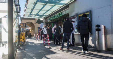 Altri 1'484 nuovi casi, di cui 26 nelle case anziani, e due morti in Ticino