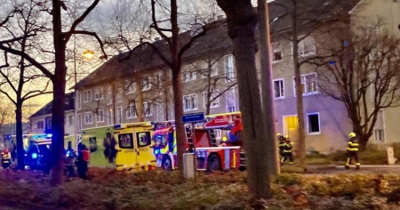 Un uomo muore tra le fiamme del suo appartamento