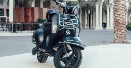 One Moto Electa, omaggio elettrico alla Vespa
