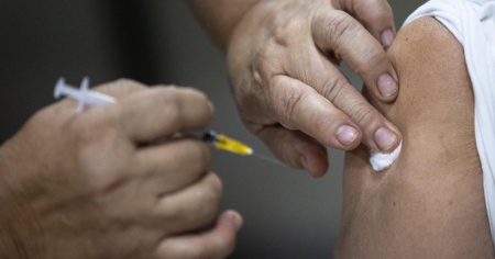 I vaccini hanno salvato un gran numero di vite e prevenuto almeno un milione di ricoveri, solo negli Usa