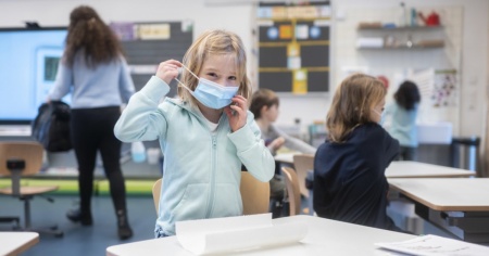 Il Vallese toglie l'obbligo di mascherina a scuola