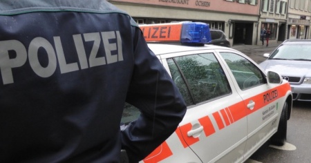La polizia ferma una manifestazione non autorizzata