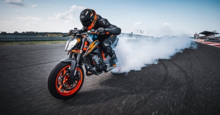 KTM al lavoro su tre moto elettriche