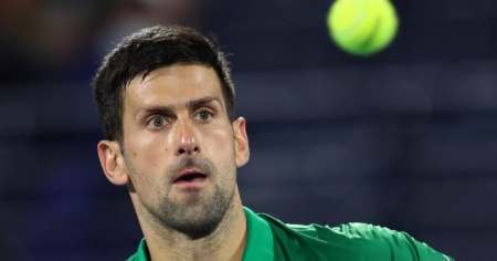 L'Italia respinge Djokovic (per ora)