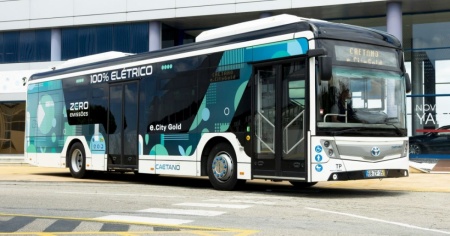 Da Toyota il bus a idrogeno che si carica in 9 minuti
