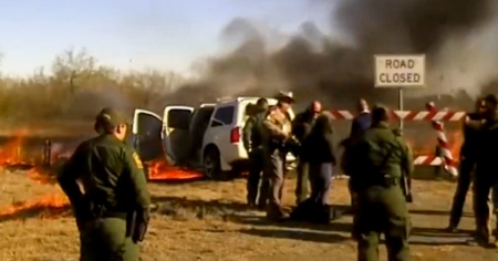 Una migrante clandestina rischia di essere bruciata viva chiusa in un borsone