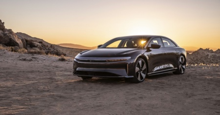 Lucid, la Air Gran Touring ora è anche Performance