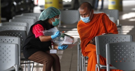 11 raccomandazioni per una pandemia che è sempre un'emergenza internazionale