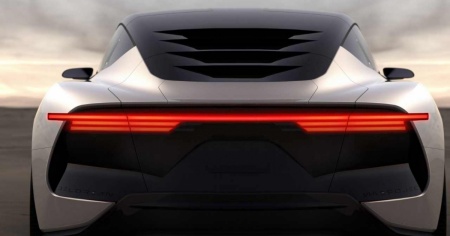 DeLorean elettrica, spuntano nuove immagini