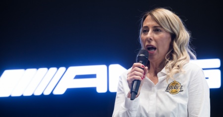 Flavia Petrimpol saluta e ringrazia l'Hockey Club Ladies Lugano