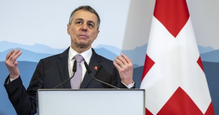 Cassis risponde alle critiche sulle sanzioni: «Siamo tra i migliori»