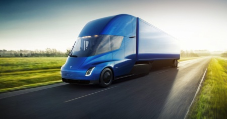 Tutto pronto per Tesla Semi: arriva nel 2023