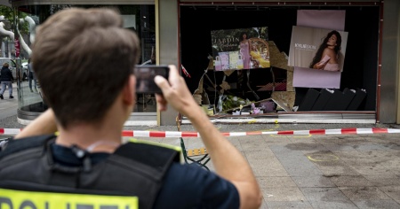 Berlino, la tesi del raptus: il 29enne affetto da problemi psicologici e già noto alle autorità
