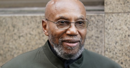 Scagionato per l'omicidio di Malcom X chiede 40 milioni a New York