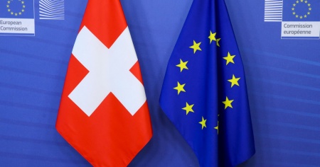 Sanzioni svizzere alla Russia, nessuna critica dall'Ue o dagli USA