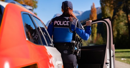 Scatta l'allarme per una busta con della polvere sospetta