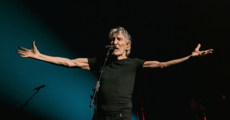 Roger Waters irrita la Polonia, cancellati i concerti a Cracovia