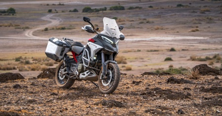 Viaggiare senza limiti con la Multistrada V4 Rally