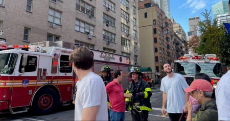Fiamme in un palazzo di New York, almeno 38 feriti