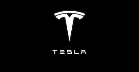 Tesla, i progressi del Full Self Driving
