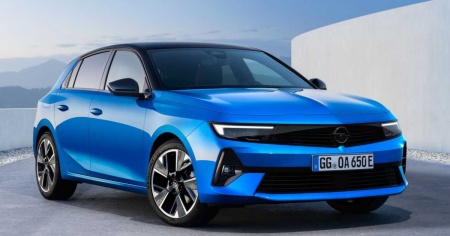 Opel, in arrivo l'Astra elettrica