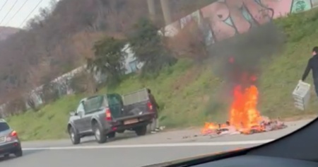 A2, fiamme e disagi