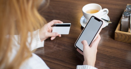 Usare lo smartphone in modo sostenibile? Più facile a dirsi che a farsi