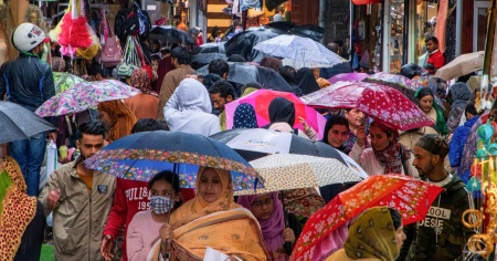 Demografia: l'India accelera e sorpassa (prima del previsto) la Cina